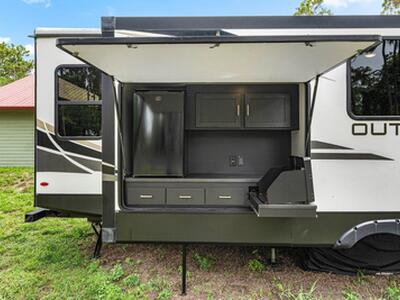 1835 Stallion Drive, Loxahatchee, FL 33470