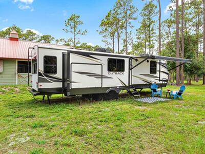 1835 Stallion Drive, Loxahatchee, FL 33470