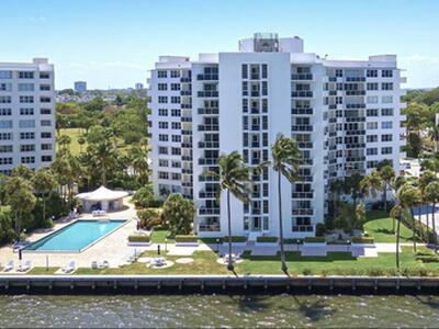 2800 N Flagler Drive