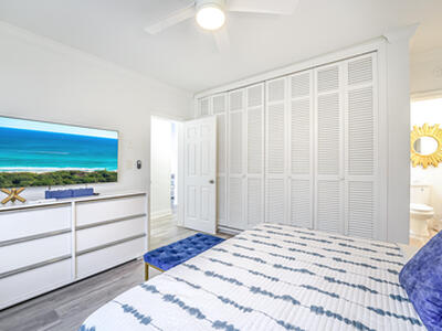 1035 Spanish River Road, Boca Raton, FL 33432