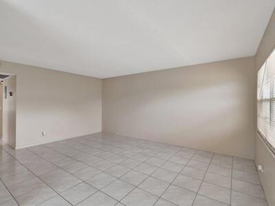 393 Fanshaw J, Boca Raton, FL 33434