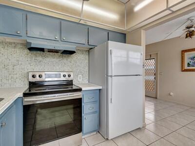 393 Fanshaw J, Boca Raton, FL 33434