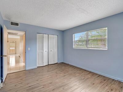 393 Fanshaw J, Boca Raton, FL 33434