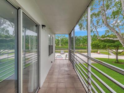 393 Fanshaw J, Boca Raton, FL 33434