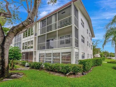 393 Fanshaw J, Boca Raton, FL 33434