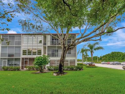 393 Fanshaw J, Boca Raton, FL 33434