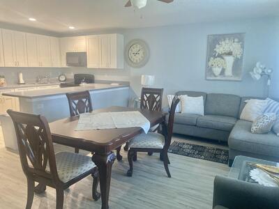 39 Easthampton B, West Palm Beach, FL 33417