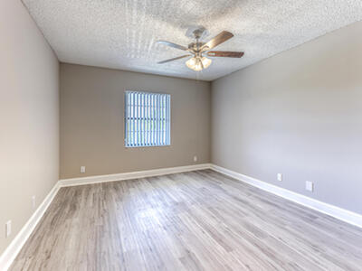 230 SE 10th Street, Delray Beach, FL 33483