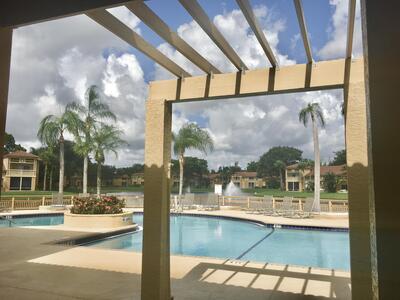 4863 Via Palm Lakes, West Palm Beach, FL 33417