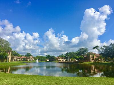 4863 Via Palm Lakes, West Palm Beach, FL 33417