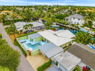 810 Bamboo Lane, Delray Beach, FL 33483