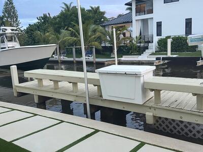 810 Bamboo Lane, Delray Beach, FL 33483