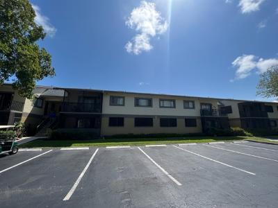 545 Trace Circle, Deerfield Beach, FL 33441