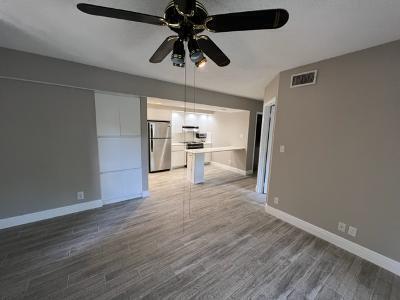 545 Trace Circle, Deerfield Beach, FL 33441