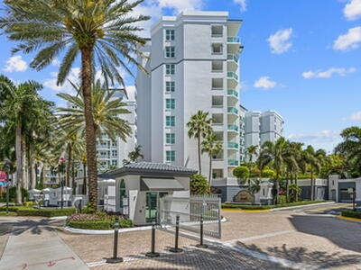 500 SE Mizner Boulevard, Boca Raton, FL 33432