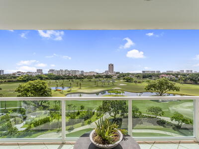 500 SE Mizner Boulevard, Boca Raton, FL 33432