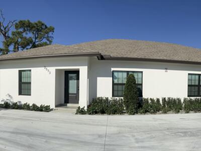 2571 Gulfstream Road, Palm Springs, FL 33406