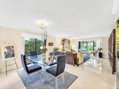 9285 Vista Del Lago, Boca Raton, FL 33428