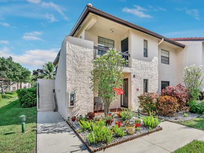 9285 Vista Del Lago, Boca Raton, FL 33428