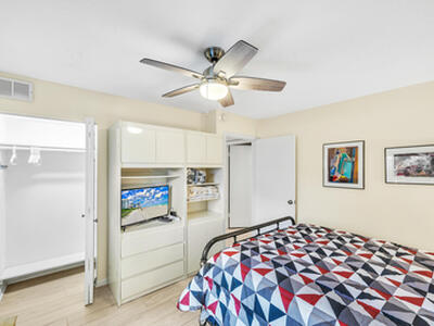 9285 Vista Del Lago, Boca Raton, FL 33428