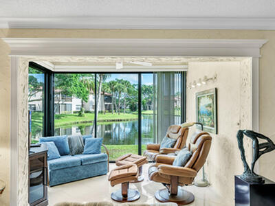 9285 Vista Del Lago, Boca Raton, FL 33428