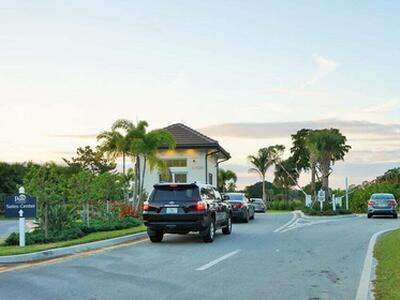 9285 Vista Del Lago, Boca Raton, FL 33428