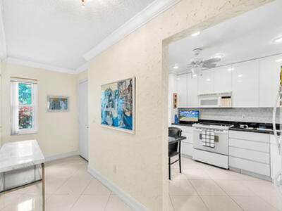 9285 Vista Del Lago, Boca Raton, FL 33428