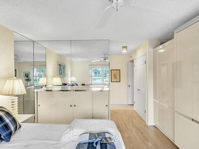 9285 Vista Del Lago, Boca Raton, FL 33428