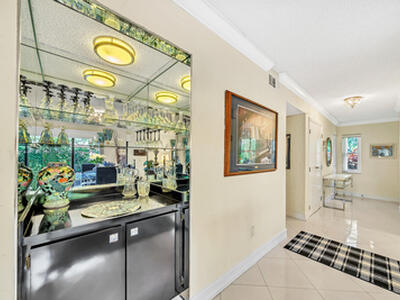 9285 Vista Del Lago, Boca Raton, FL 33428