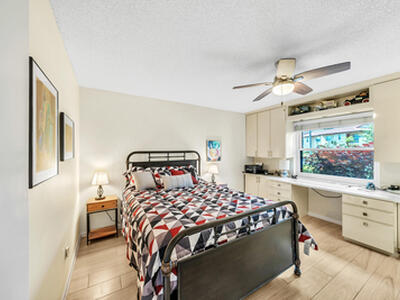 9285 Vista Del Lago, Boca Raton, FL 33428