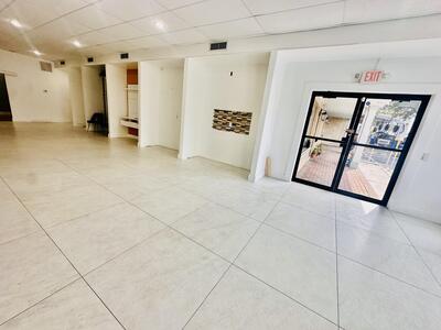 717 Northlake Blvd Boulevard, North Palm Beach, FL 33408