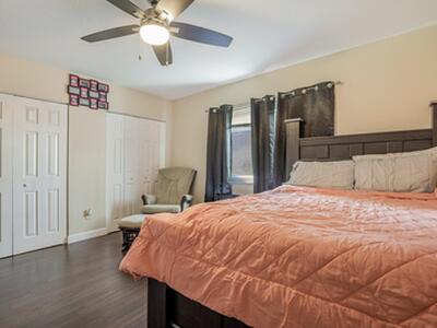 6824 SW 5th Street, Pembroke Pines, FL 33023