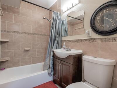 6824 SW 5th Street, Pembroke Pines, FL 33023