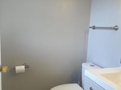 1 Abbey Lane, Delray Beach, FL 33446