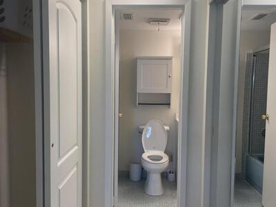 1 Abbey Lane, Delray Beach, FL 33446