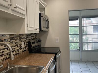 1 Abbey Lane, Delray Beach, FL 33446