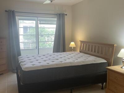 1 Abbey Lane, Delray Beach, FL 33446