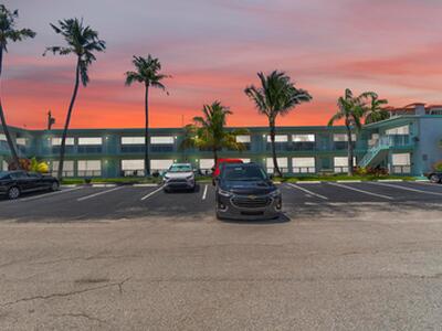 3212 NE 7th Place, Pompano Beach, FL 33062