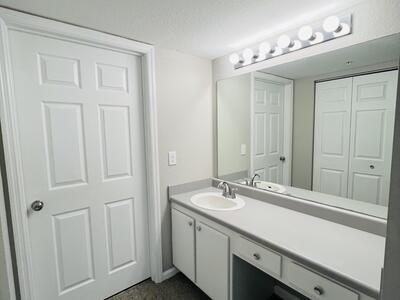 141 SW Palm Drive, Port Saint Lucie, FL 34986