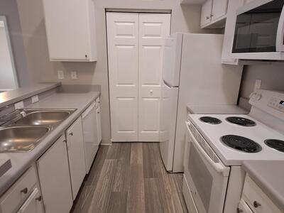 141 SW Palm Drive, Port Saint Lucie, FL 34986