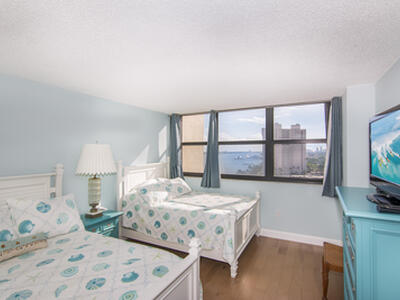 5600 N Flagler Drive, West Palm Beach, FL 33407