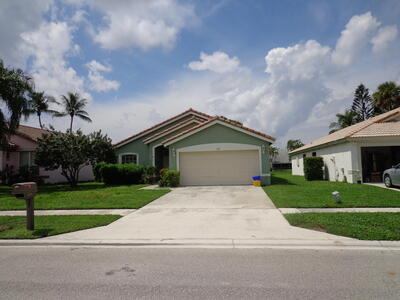 890 Lake Wellington Drive, Wellington, FL 33414