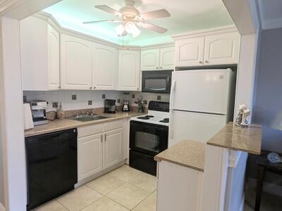 77 Andover C, West Palm Beach, FL 33417