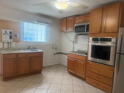 1466 S Congress Avenue, Palm Springs, FL 33406