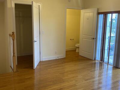 1950 Presidential 2 Way, West Palm Beach, FL 33401