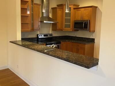 1950 Presidential 2 Way, West Palm Beach, FL 33401