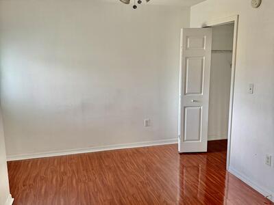 2475 NW 16th St Road, Miami, FL 33125