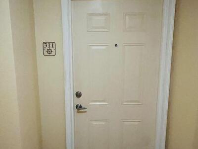 2475 NW 16th St Road, Miami, FL 33125