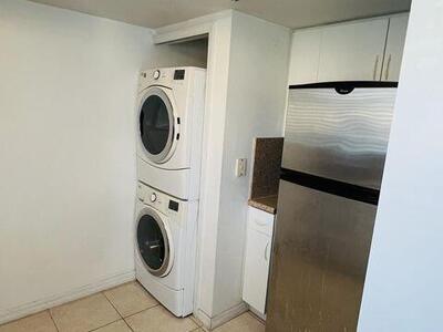 2475 NW 16th St Road, Miami, FL 33125