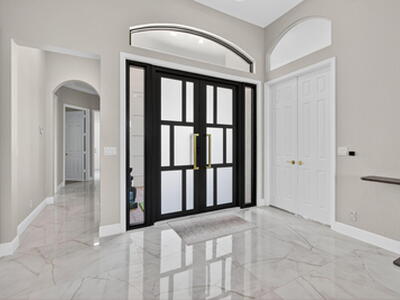 6778 Oakmont Way, West Palm Beach, FL 33412